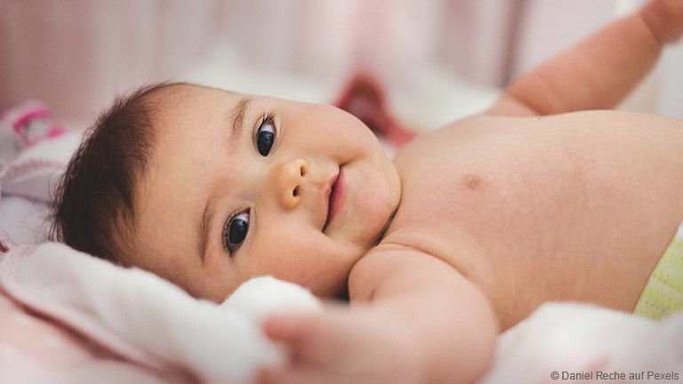 Die Haut von Babys und Kleinkinderist dünner und deutlich empfindlicher als die Haut von Erwachsenen