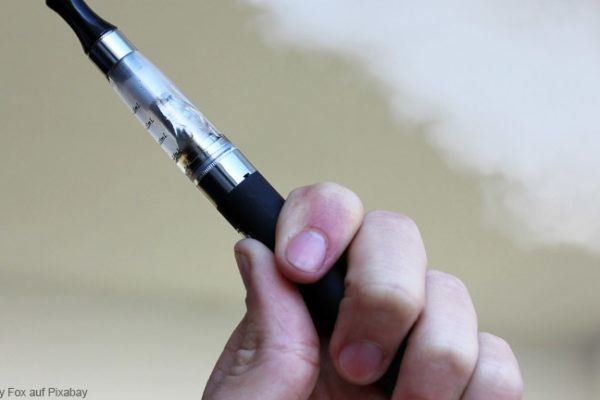 Keine E-Shishas und E-Zigaretten mehr an  Jugendliche
