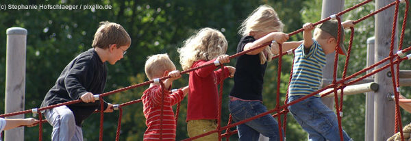 Wie Kinder spielen lernen