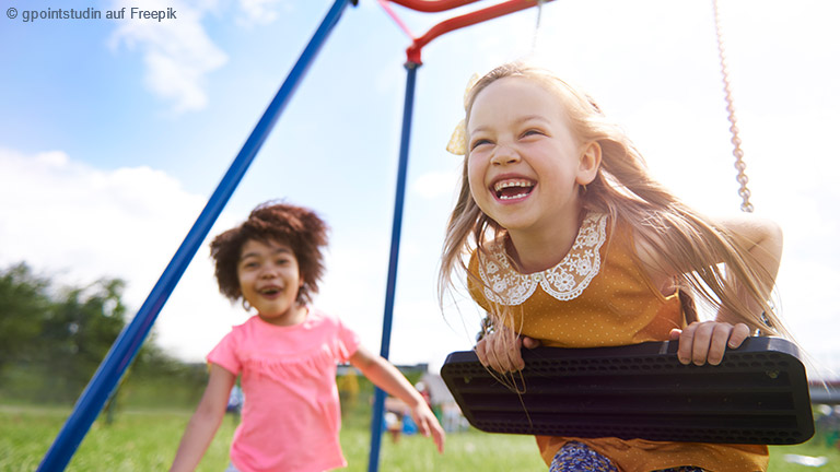 Sicher Toben – Bewegungsdrang von Kindern fördern