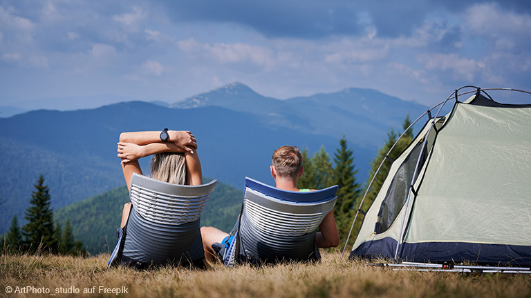 Wo und wie Familien günstig Urlaub machen können